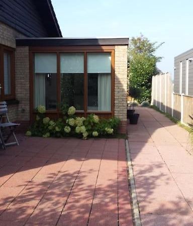Modern En Sfeervol Appartement Aan Zee Met Airco Zoutelande Exteriér fotografie